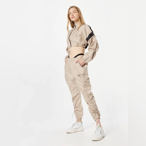 Reebok x Cardi B. Modern Beige Straight-Leg Pants, Plus Size 2X New w/Tag $75 - Picture 4 of 16